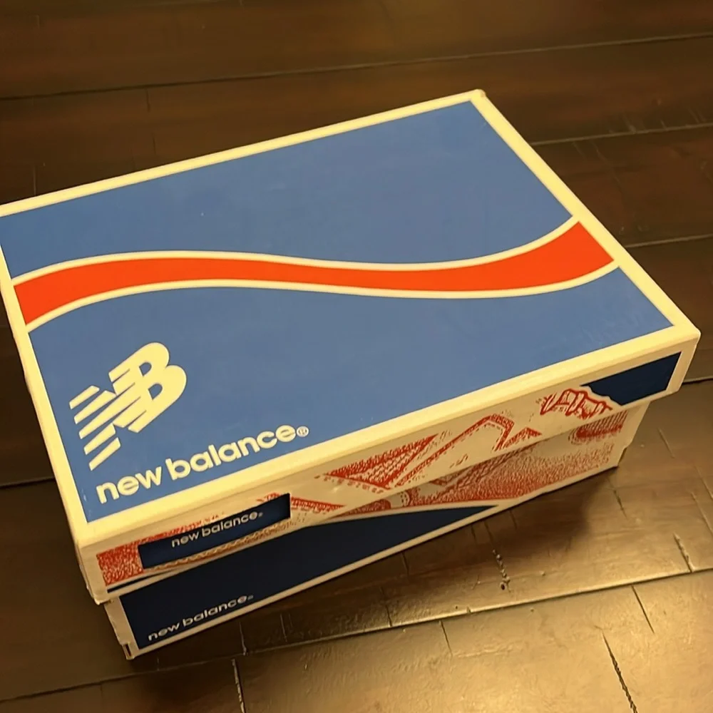 New Balance 574 KL574FYP Frozen Shoes Sneakers new Youth Girls Size 13